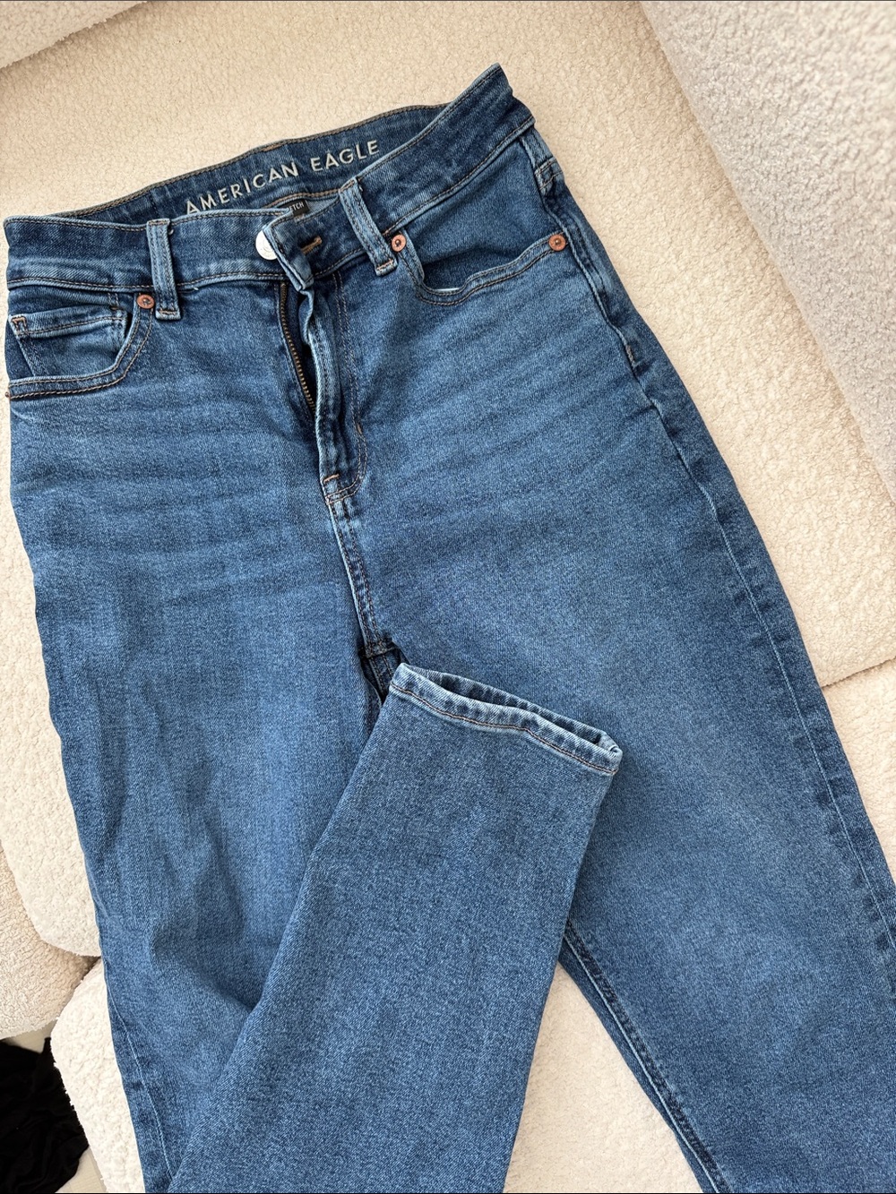 American Eagle Outfitters High-Rise Slim Jeans - Medium Blue Denim